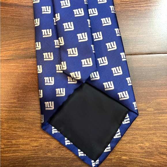 NY GIANTS Navy and White Logo Tie - Picture 6 of 10